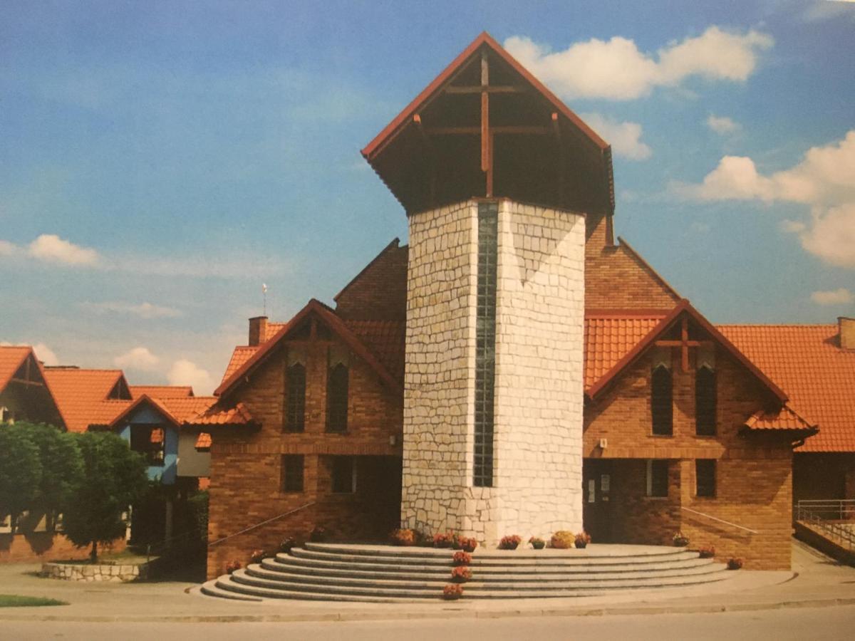 Pokoje W Starej Karczmie Liszki Екстериор снимка
